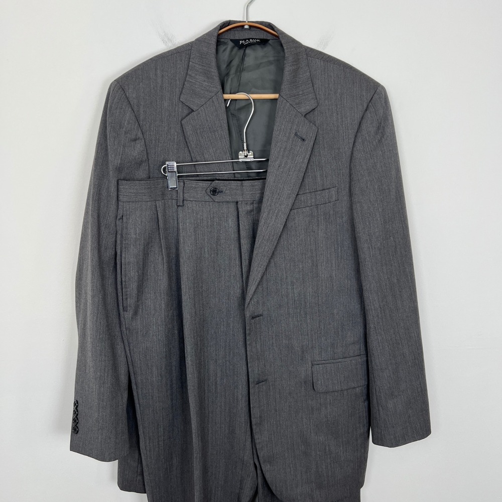Jos A Bank Mens Charcoal Gray Herringbone Suit 2 Piece 2 Button Jacket Pants L40